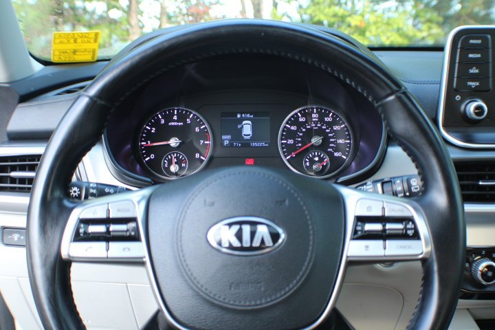 Used 2020 Gravity Grey Kia S image 9