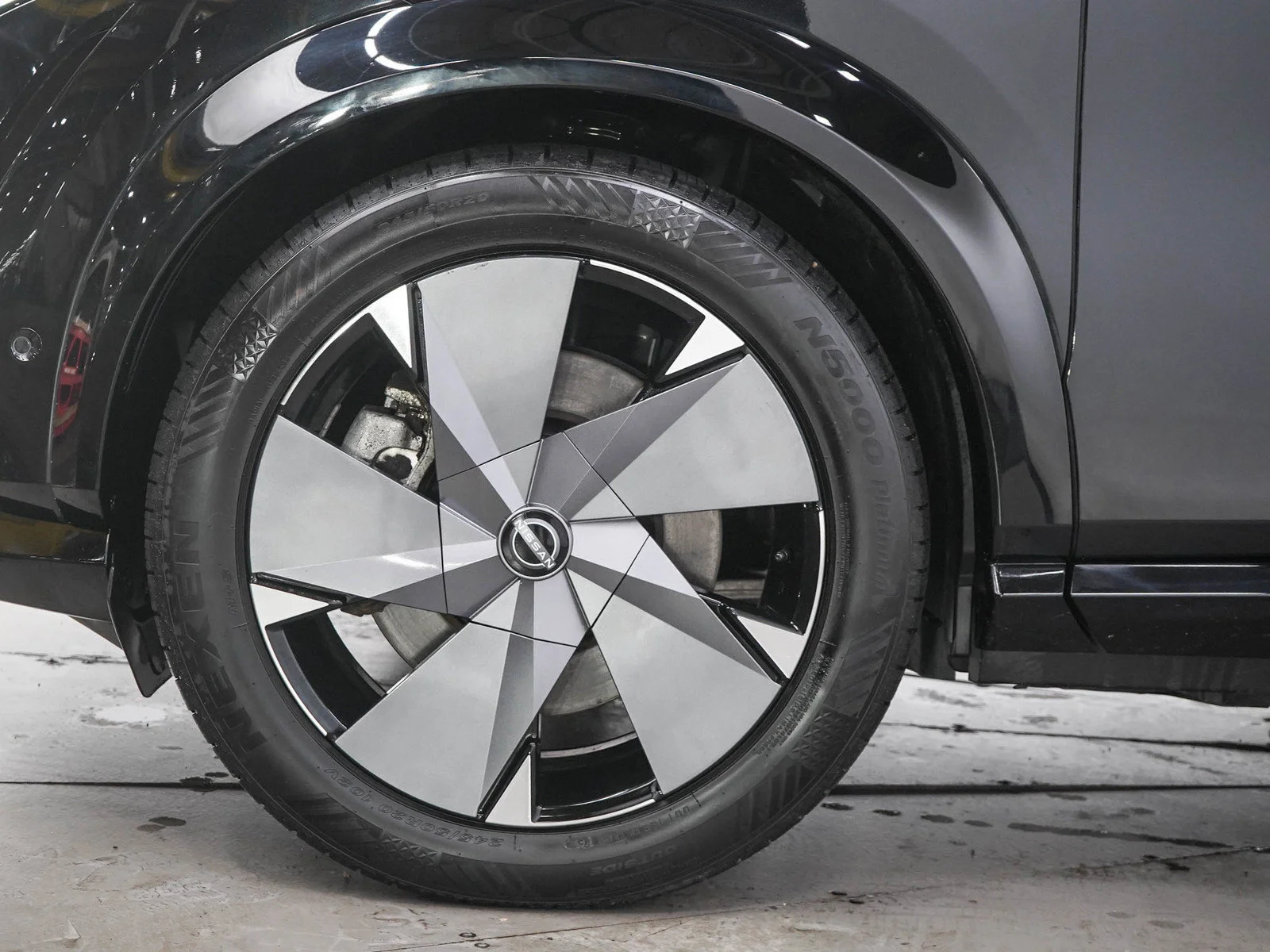 Used 2023 Black Diamond Pearl Nissan PLATINUM+ image 30