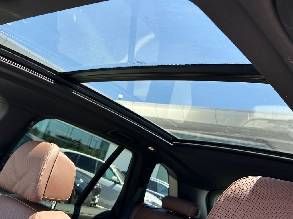 2026 BMW X5 50e - Photo 16