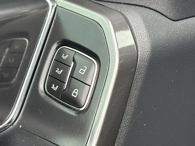 Used 2023 Blue Ford Lariat image 20