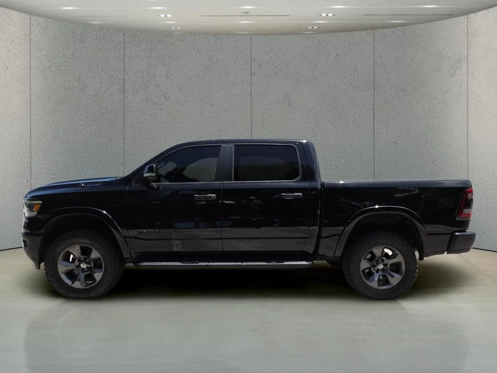Used 2022 Diamond Black Crystal Pearlcoat Ram Big Horn image 9