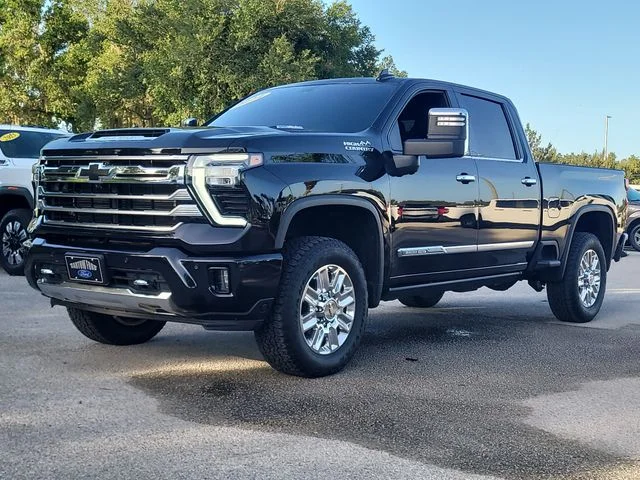 Used 2024 Black Chevrolet High Country image 34