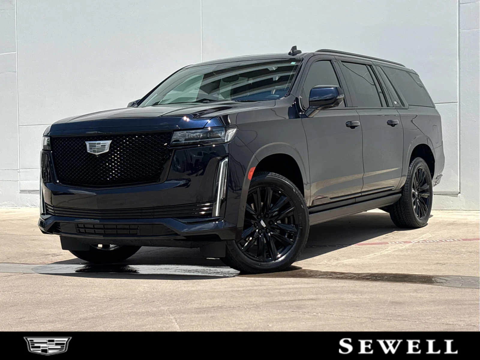 2023 Cadillac Escalade ESV 4WD Sport Platinum's photo