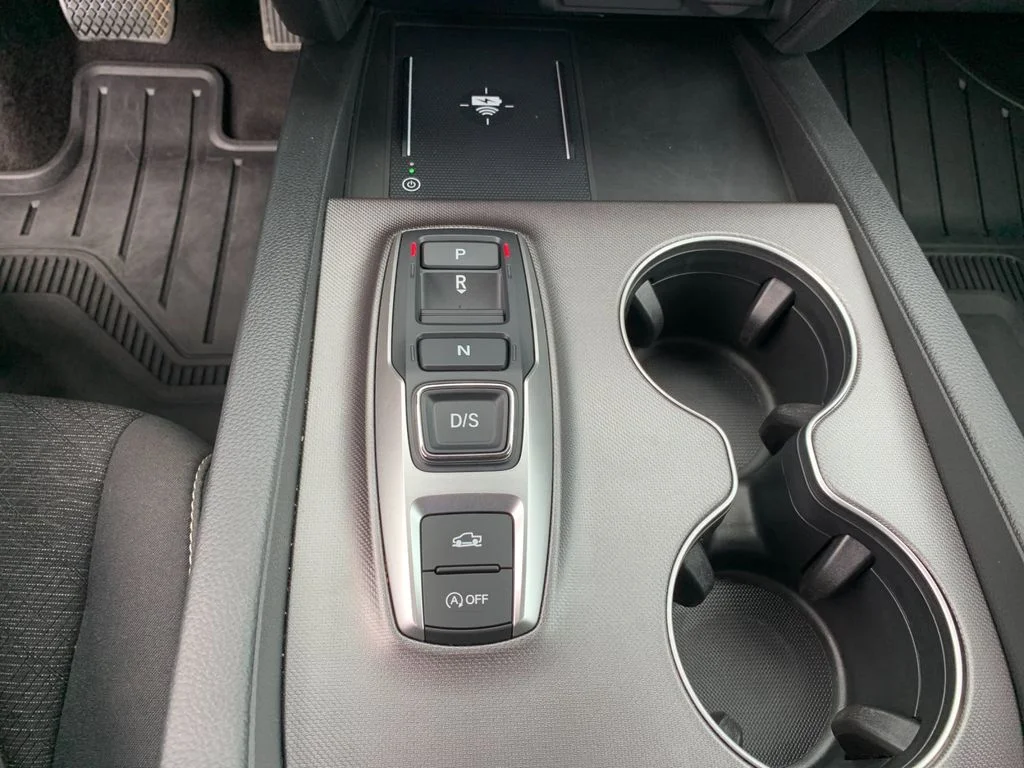 Used 2026  Honda Sport image 24