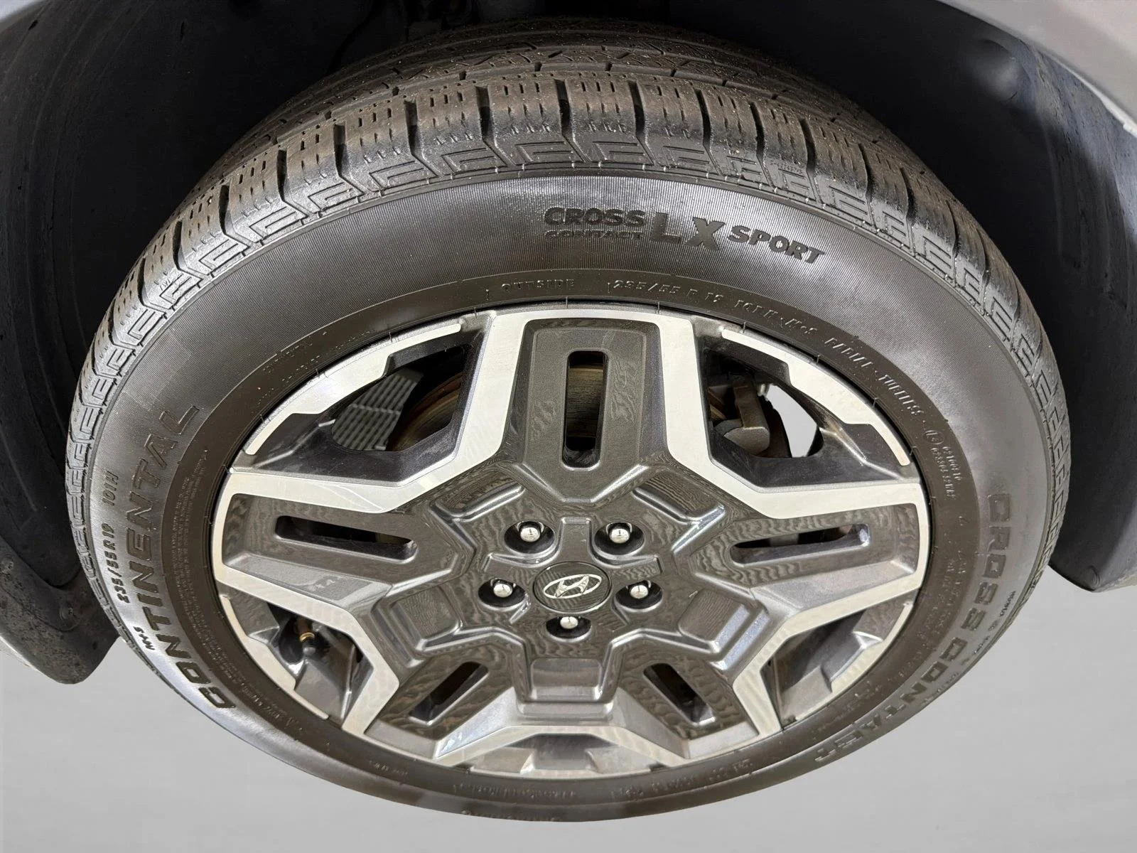 Used 2023 Black Hyundai Limited image 14