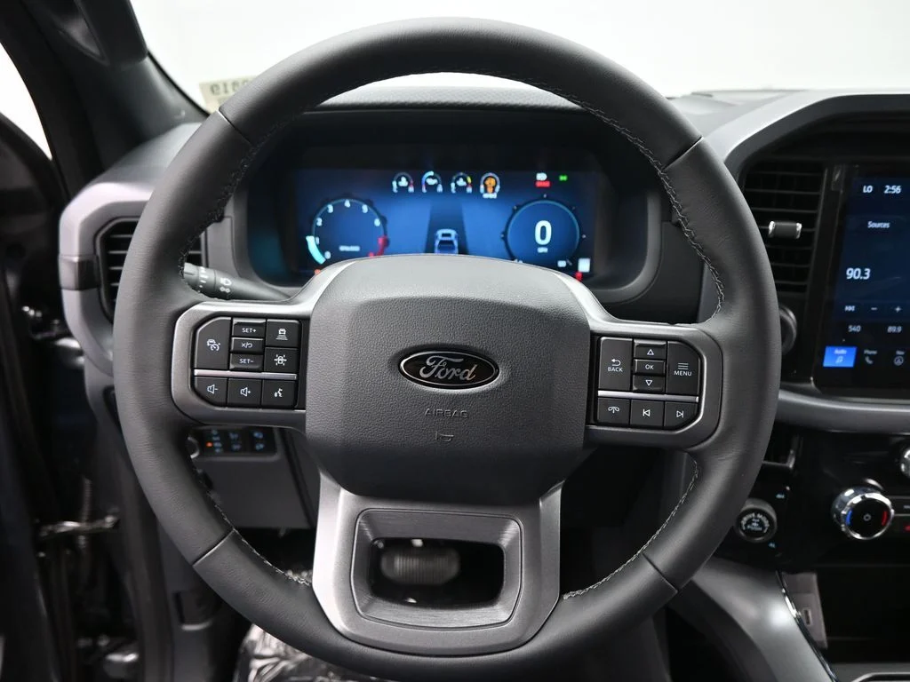 New 2026 Carbonized Gray Metallic Ford XLT image 11