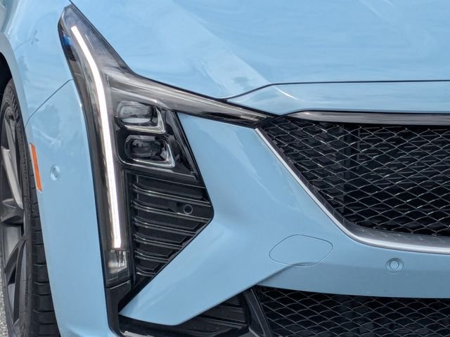 Used 2025  Cadillac V-Series image 10