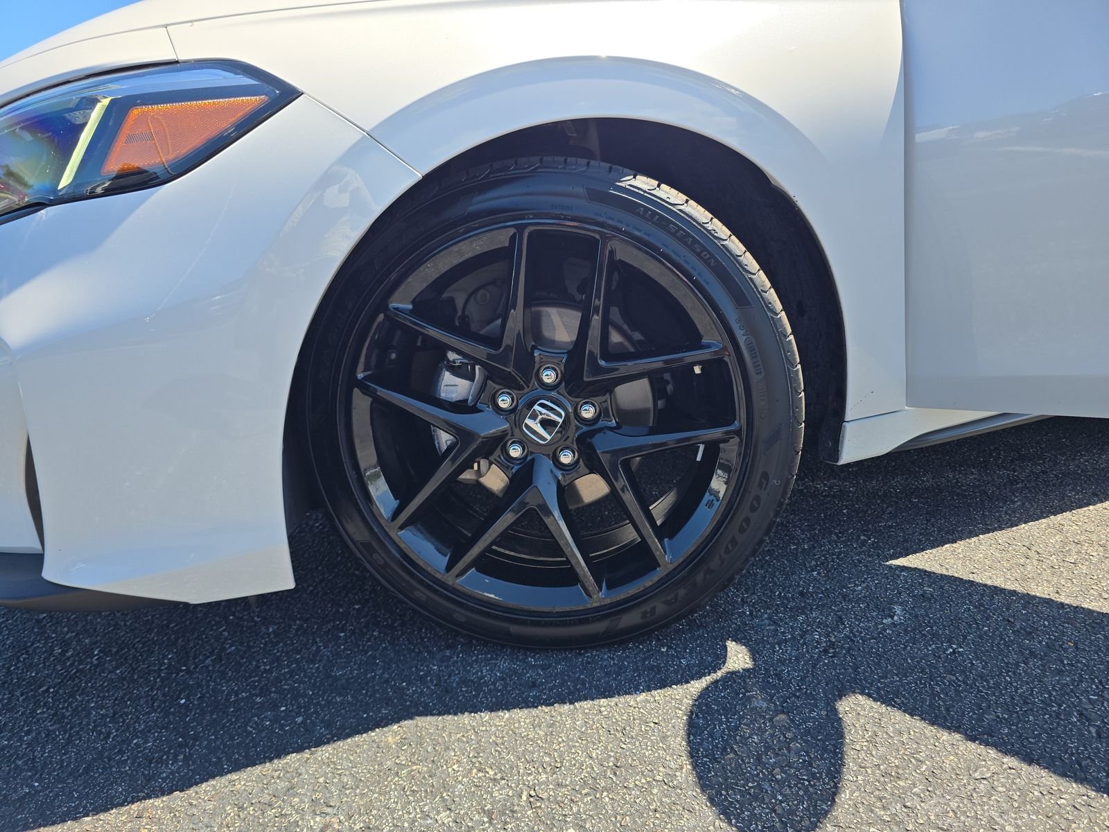 Certified Used 2025 White Honda Sport image 27