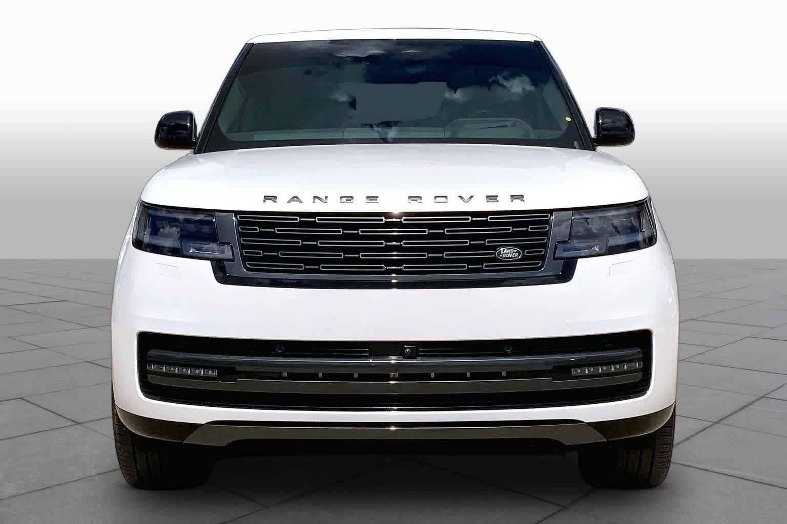 Used 2025 Fuji White Land Rover Autobiography image 3