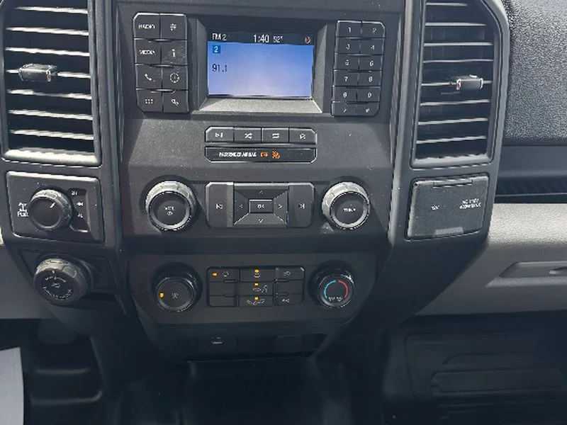 Used 2019 OXFORD WHITE Ford XL image 12