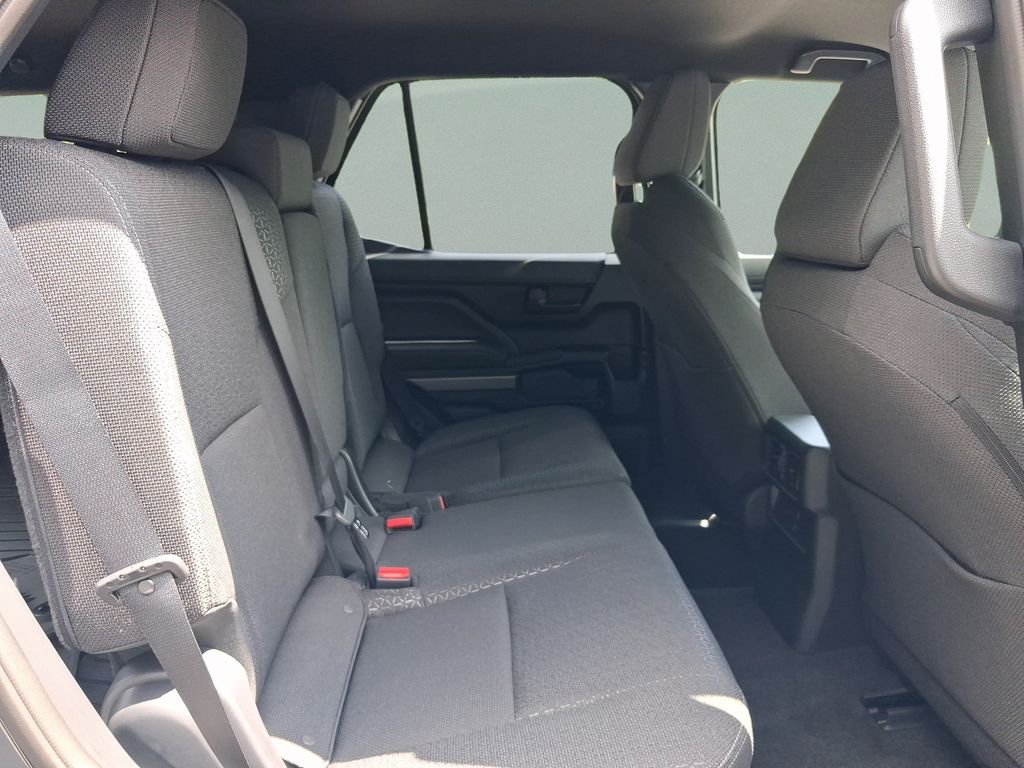 Used 2026  Toyota SR5 image 30