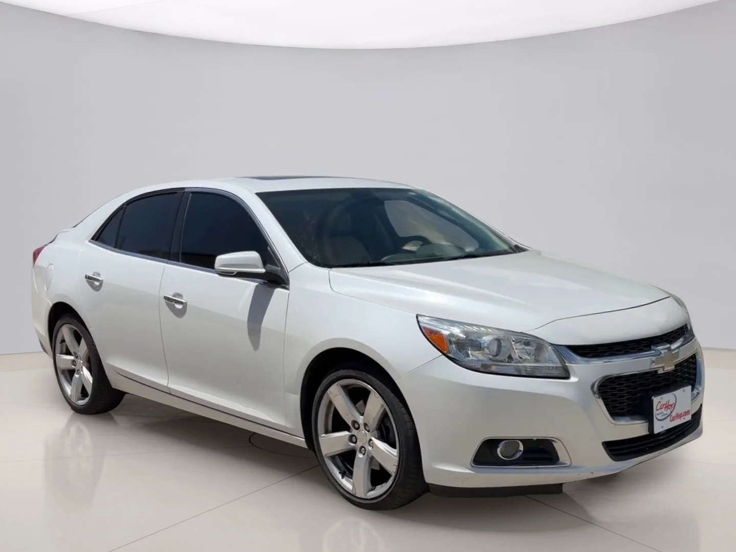 Used 2015 White Chevrolet 2LTZ image 7