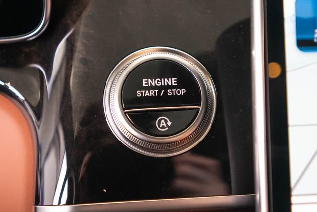 New 2026 MANUFAKTUR Graphite Metallic Mercedes-Benz S 580 image 70