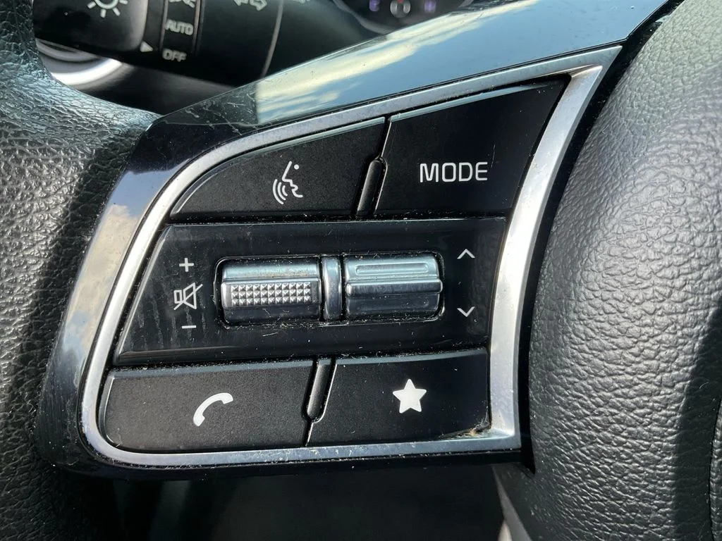 Used 2023 Gray Kia LXS image 31
