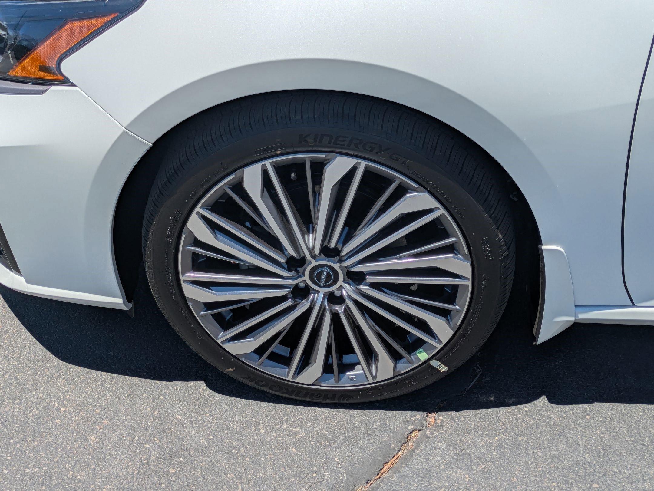 New 2026 Pearl White Tricoat Nissan SV image 15