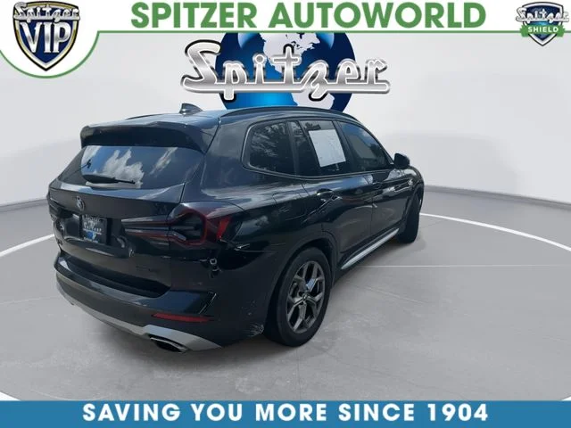 Used 2023 Black BMW xDrive30i image 9