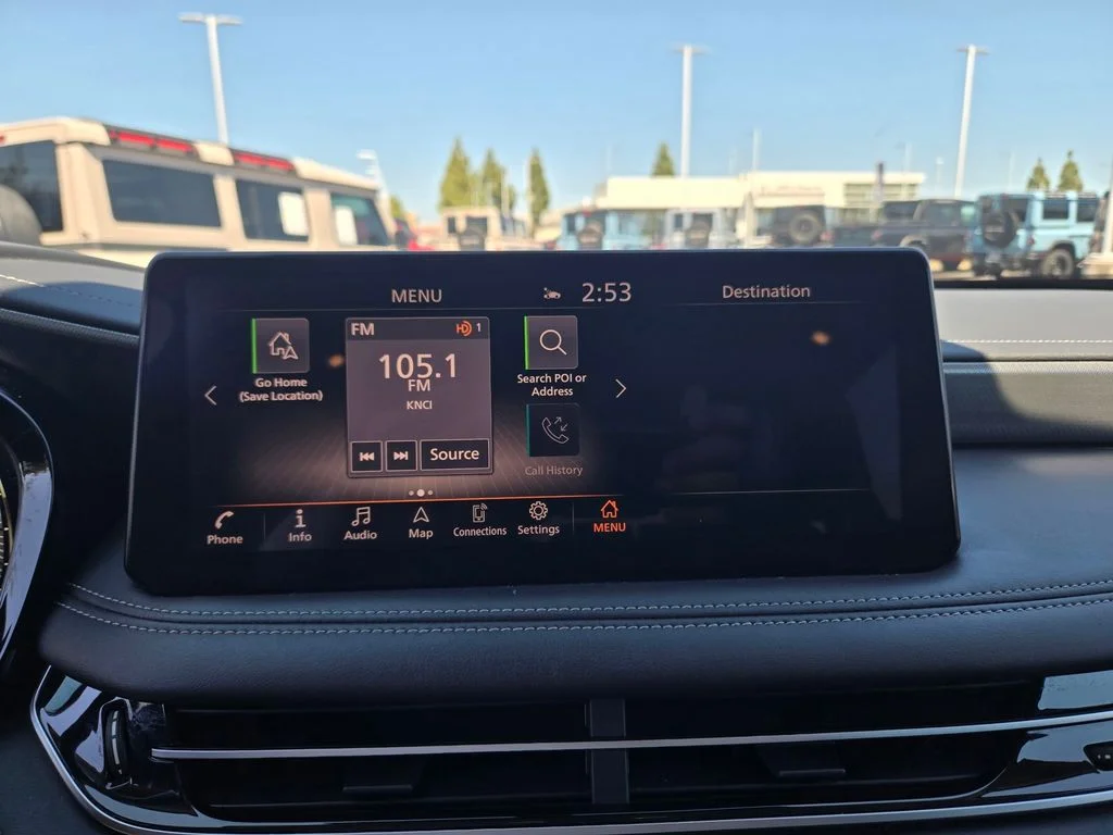 Used 2023 Graphite Shadow INFINITI LUXE image 21