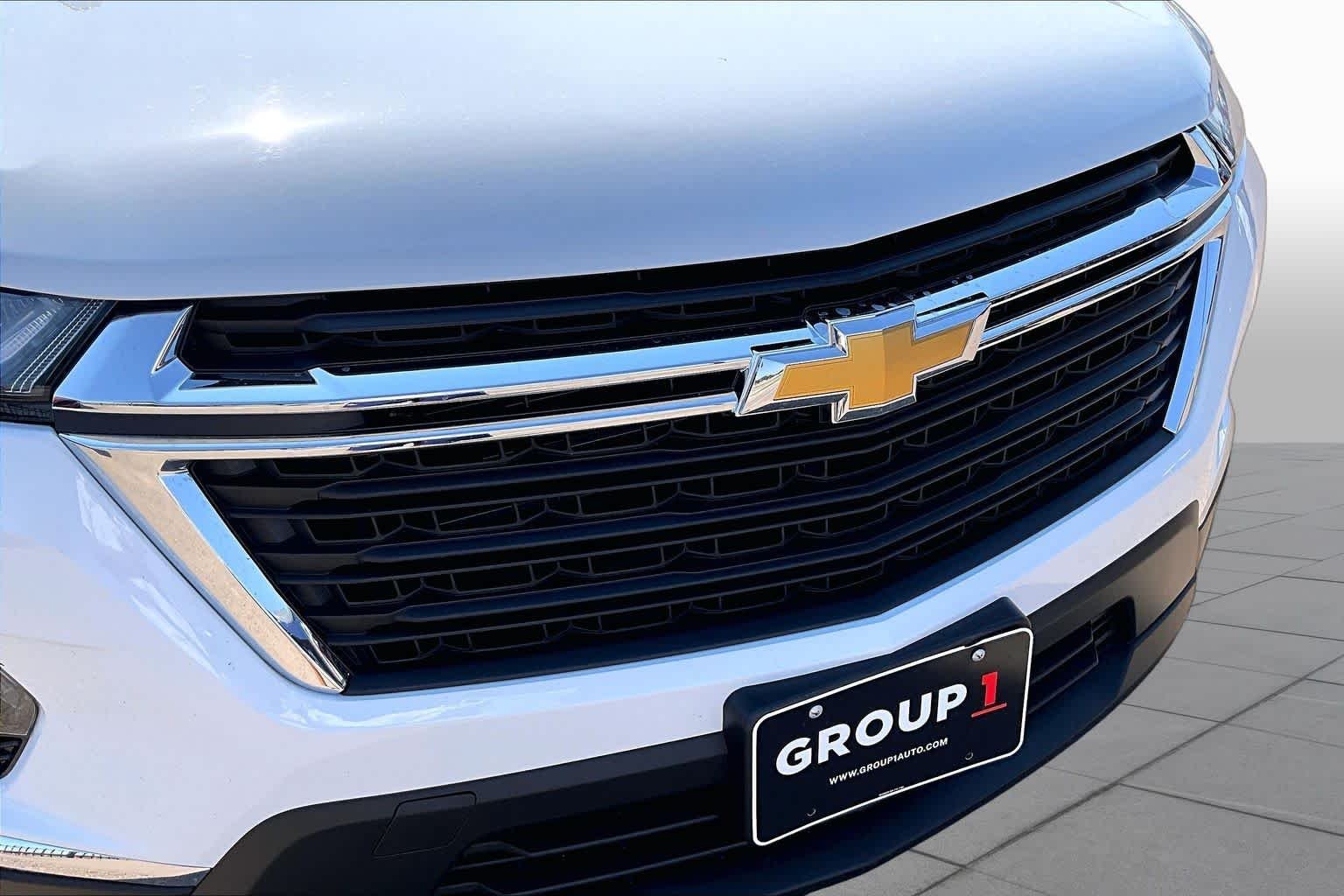 Used 2023 Summit White Chevrolet LS image 30
