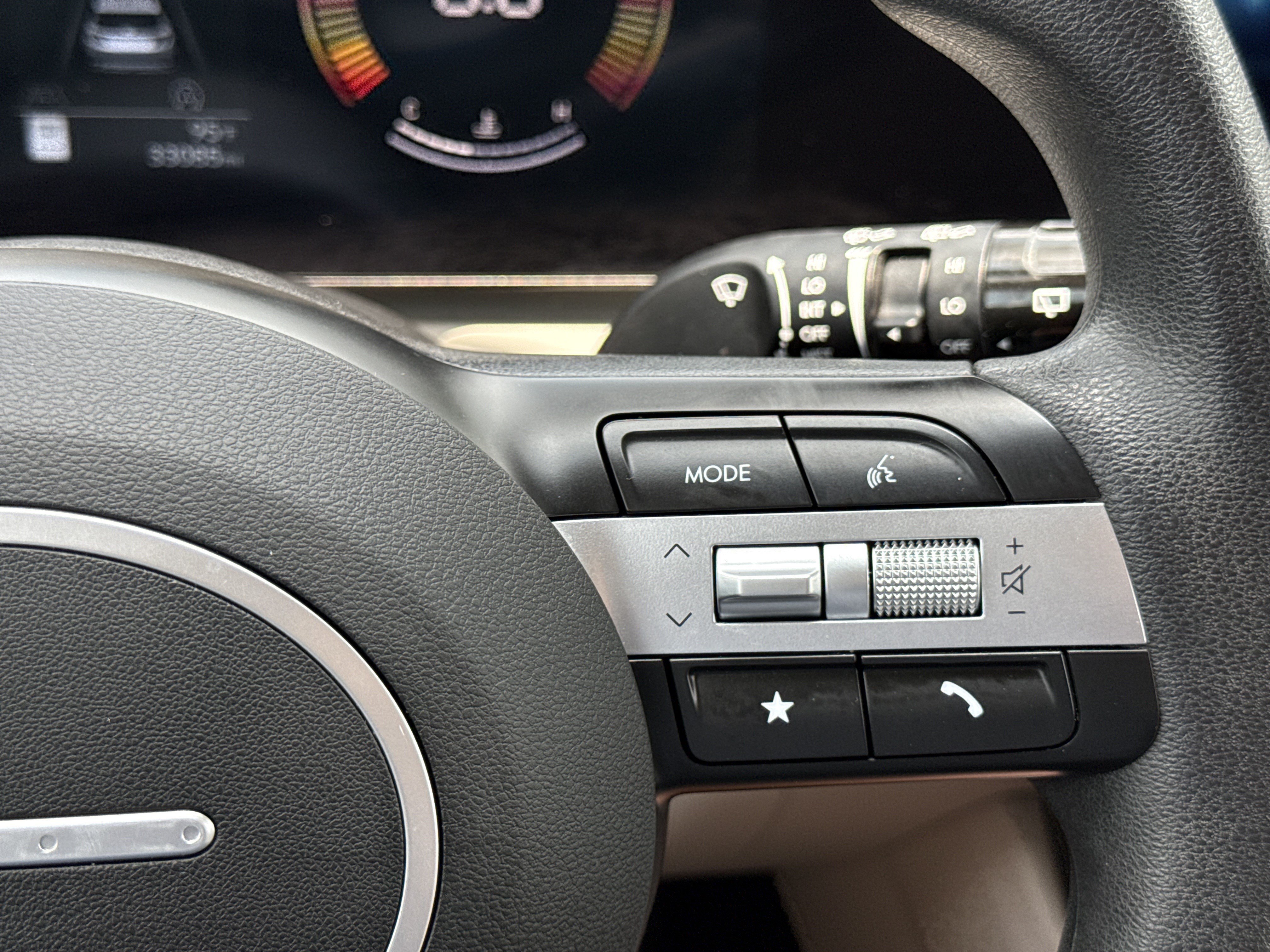 2025 Hyundai Tucson SEL - Photo 21