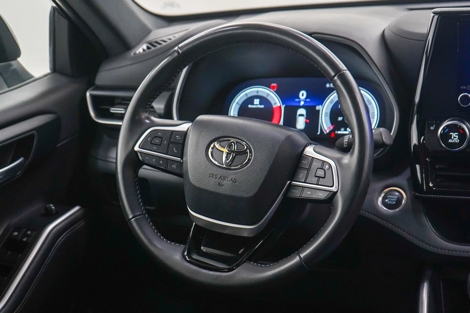 Used 2025 Blue Toyota XSE AWD (Natl) image 15