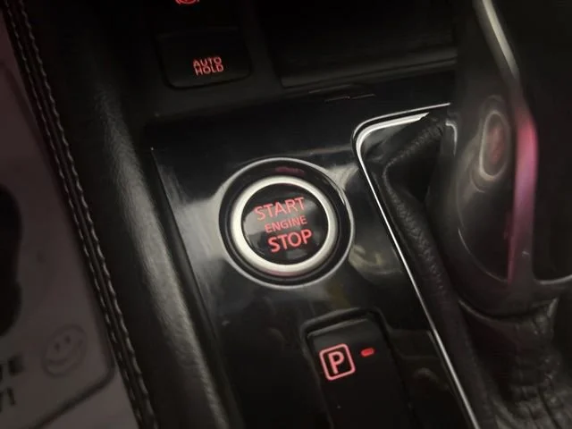 Used 2022  Nissan SR image 9
