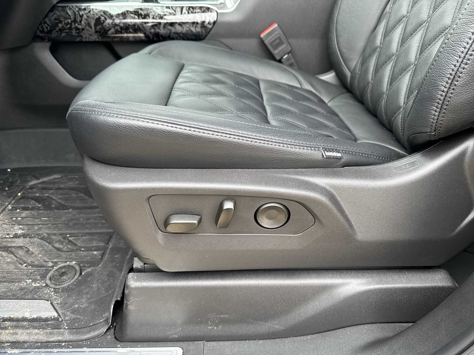 2025 GMC Sierra 1500 Elevation - Photo 13