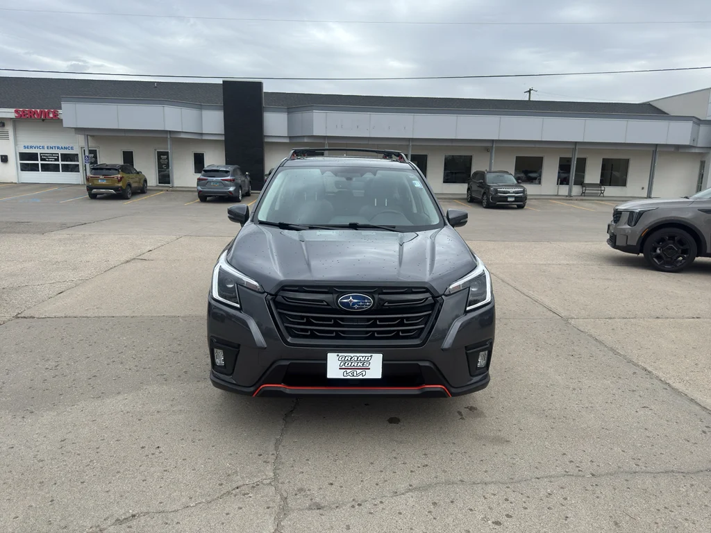 Used 2024 Magnetite Gray Metallic Subaru Sport image 3
