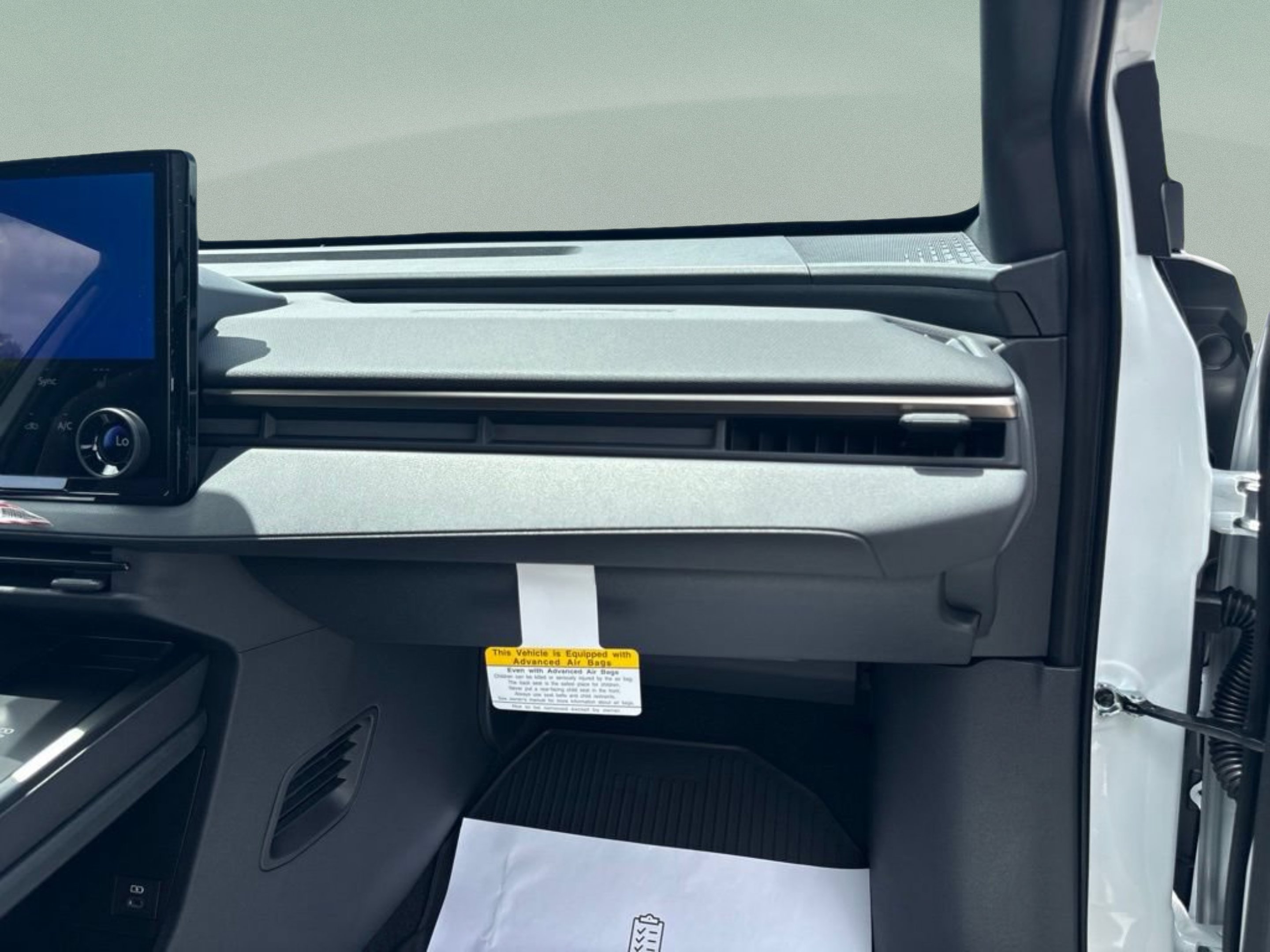 New 2026 Wind Chill Pearl Toyota XLE image 25