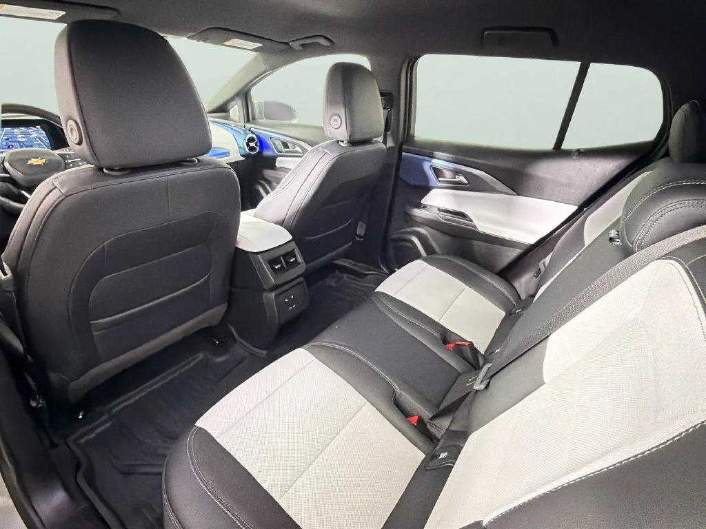 Used 2024 Sterling Gray Metallic Chevrolet 3LT image 29