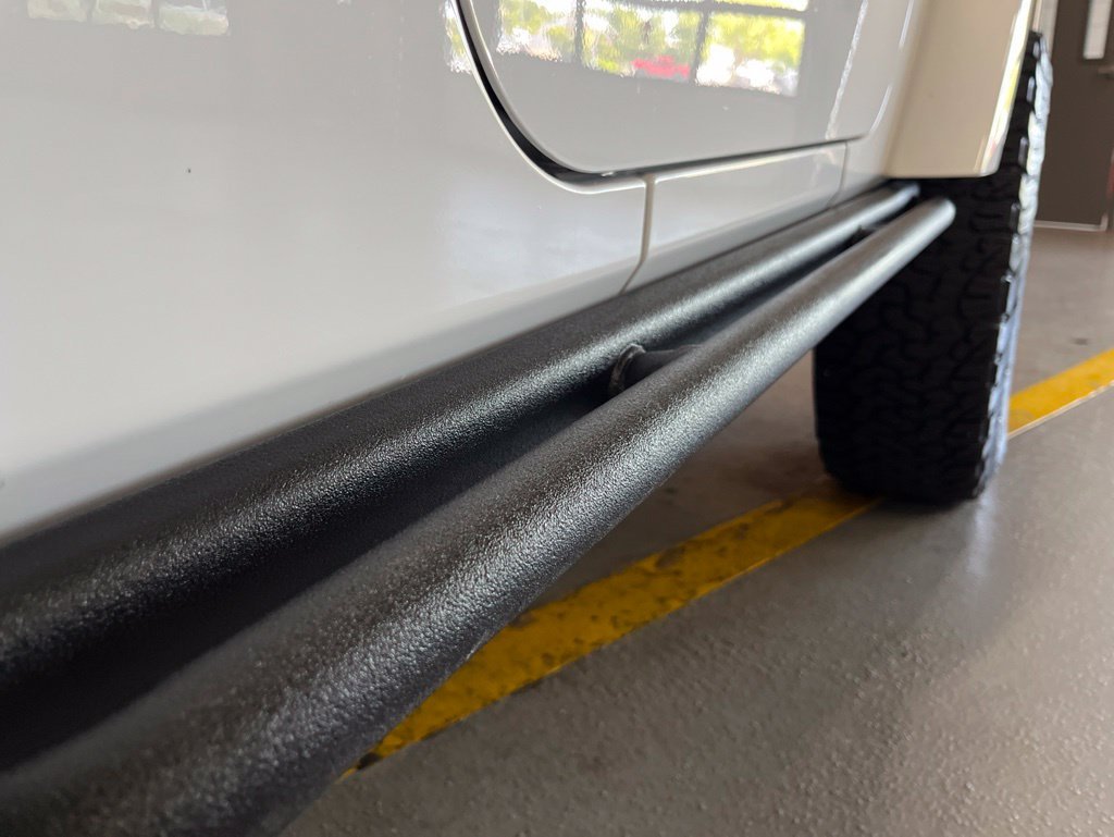 Used 2017 Bright White Clearcoat Jeep Rubicon image 14