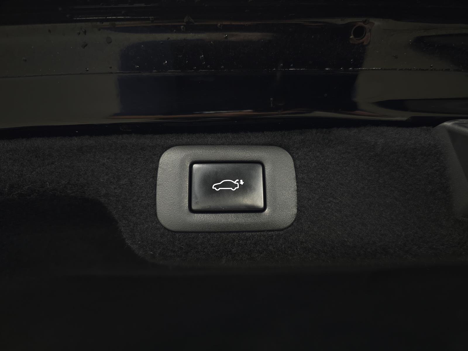 Certified Used 2022 Obsidian 212 Lexus  image 9