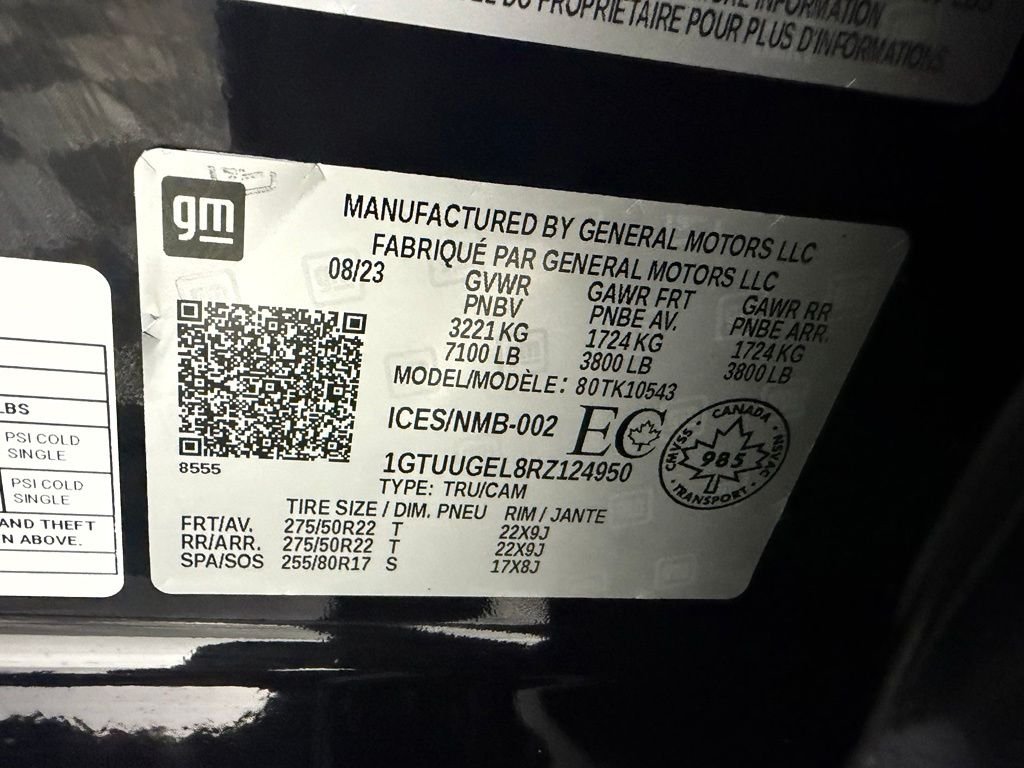Used 2024 Onyx Black GMC Denali image 36