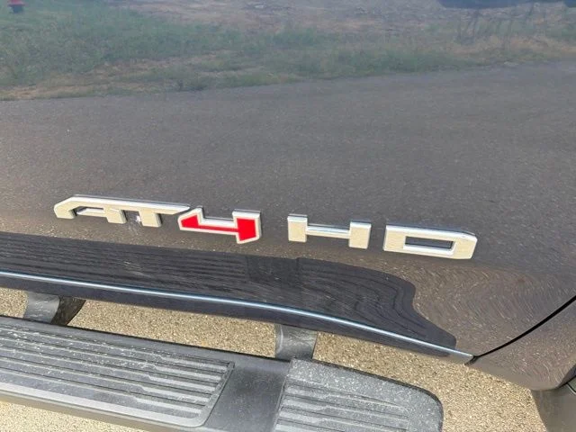 Used 2020 Blue GMC AT4 image 23