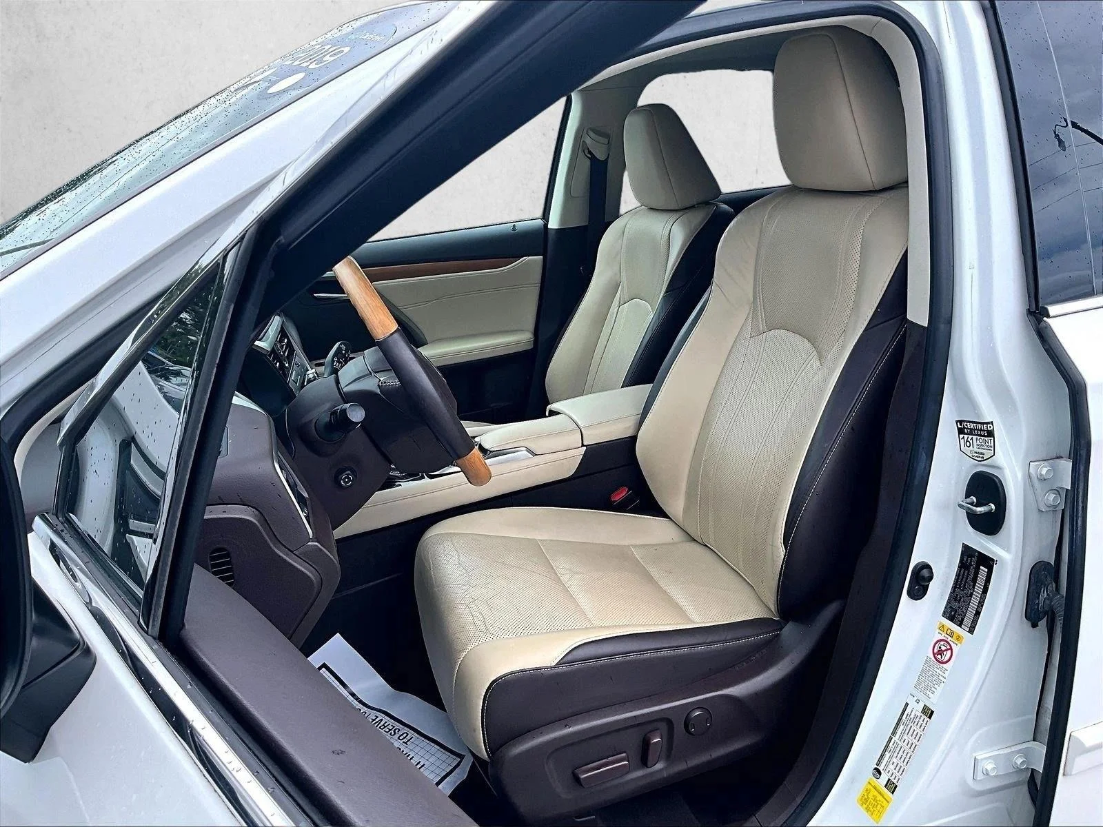 Used 2019 Eminent White Pearl Lexus RX 350 image 27