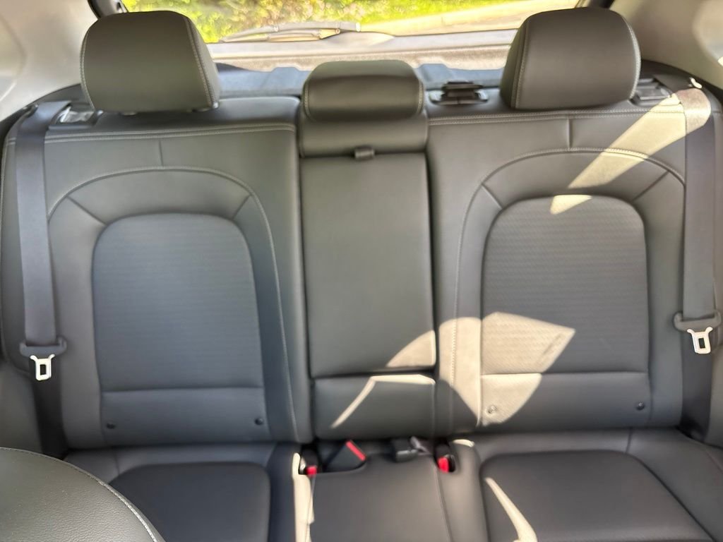 Used 2020 Silver Hyundai Ultimate image 23