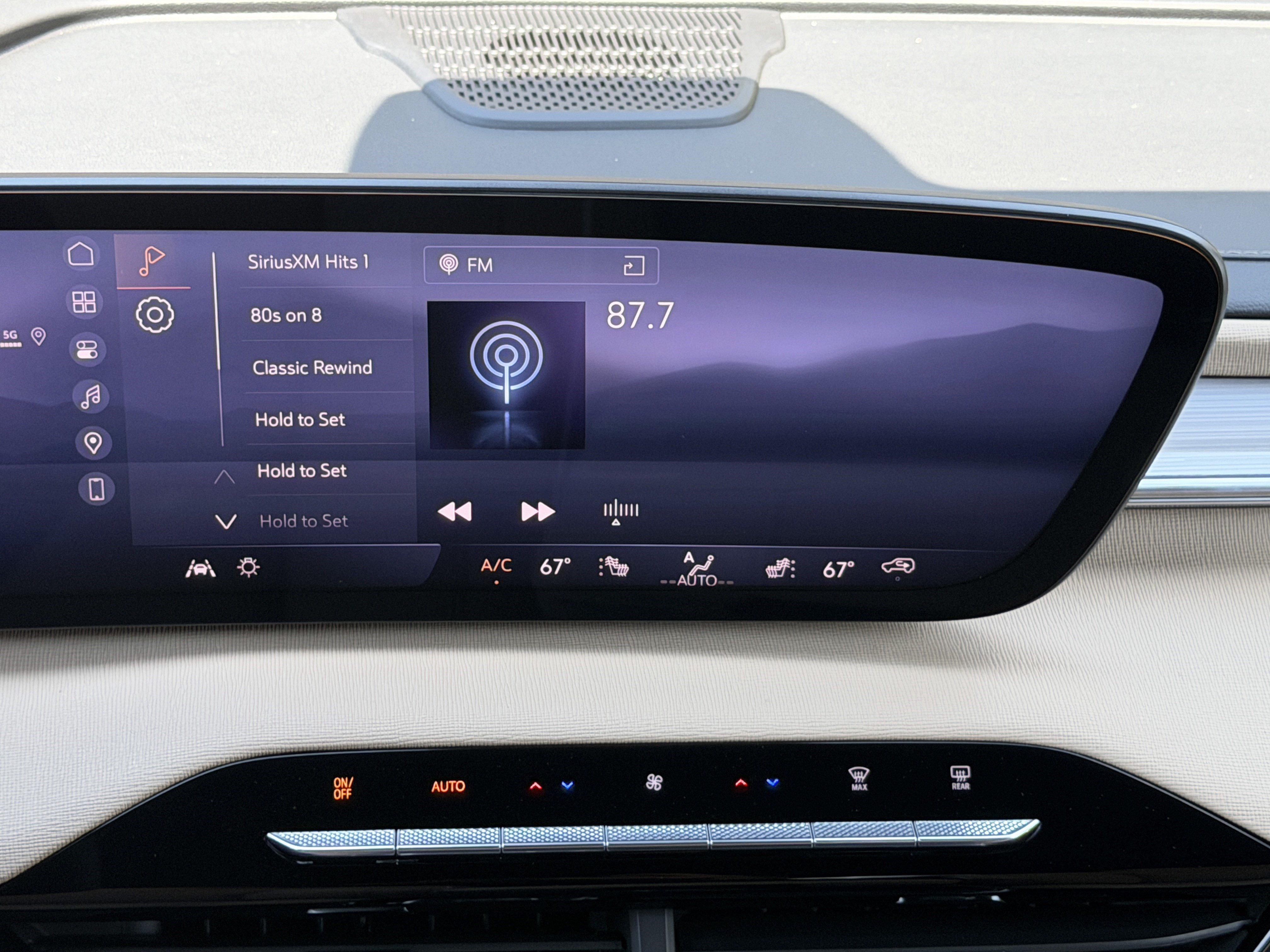 2026 Buick Enclave Preferred - Photo 28