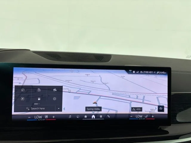 Used 2024 Skyscraper Grey Metallic BMW xDrive40i image 16