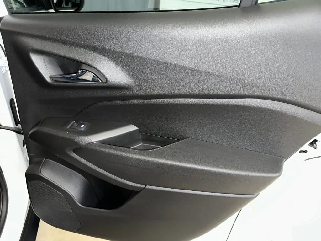 2024 Chevrolet Trax LS - Photo 24