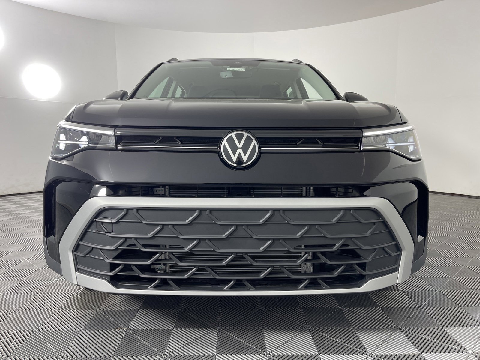2025 Volkswagen Taos S - Photo 8