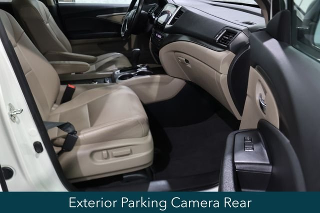 Certified Used 2018 White Honda EX-L image 16
