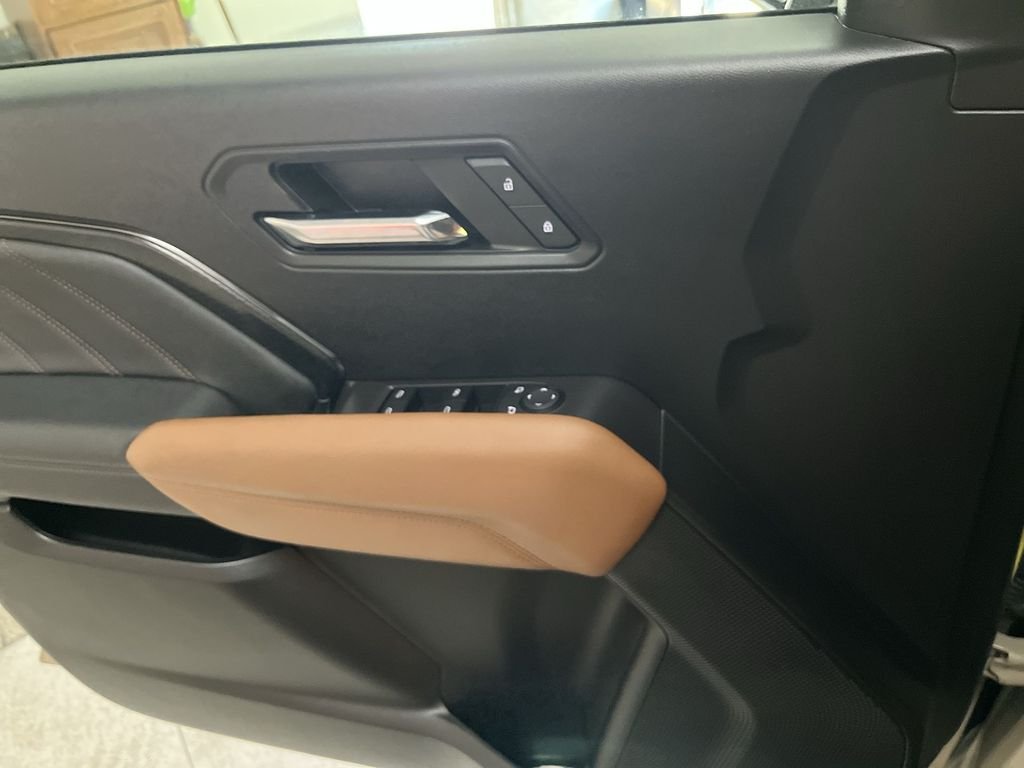 Used 2024 Beige GMC AT4 image 13