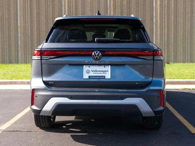 Used 2026 Gray Volkswagen 2.0T SE image 7