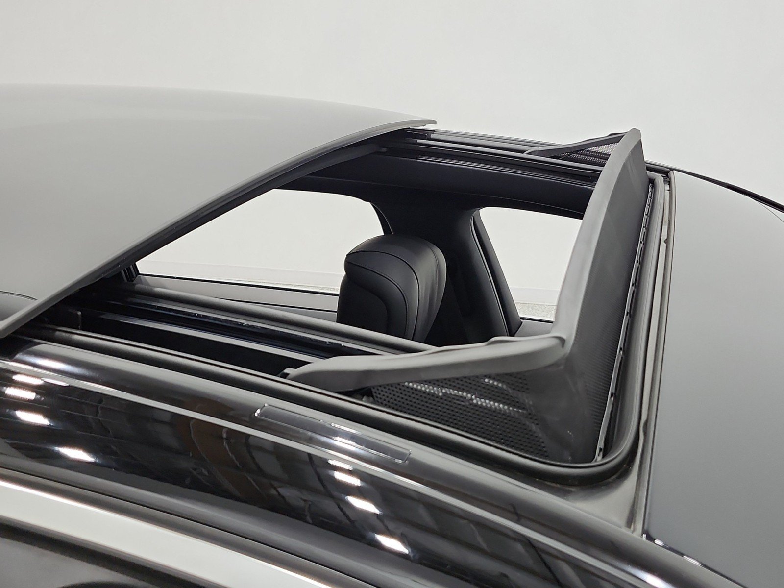 Used 2023 Black Mercedes-Benz S 580 4MATIC® Sedan image 19
