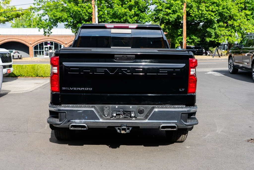 Used 2020 Black Chevrolet LT image 5