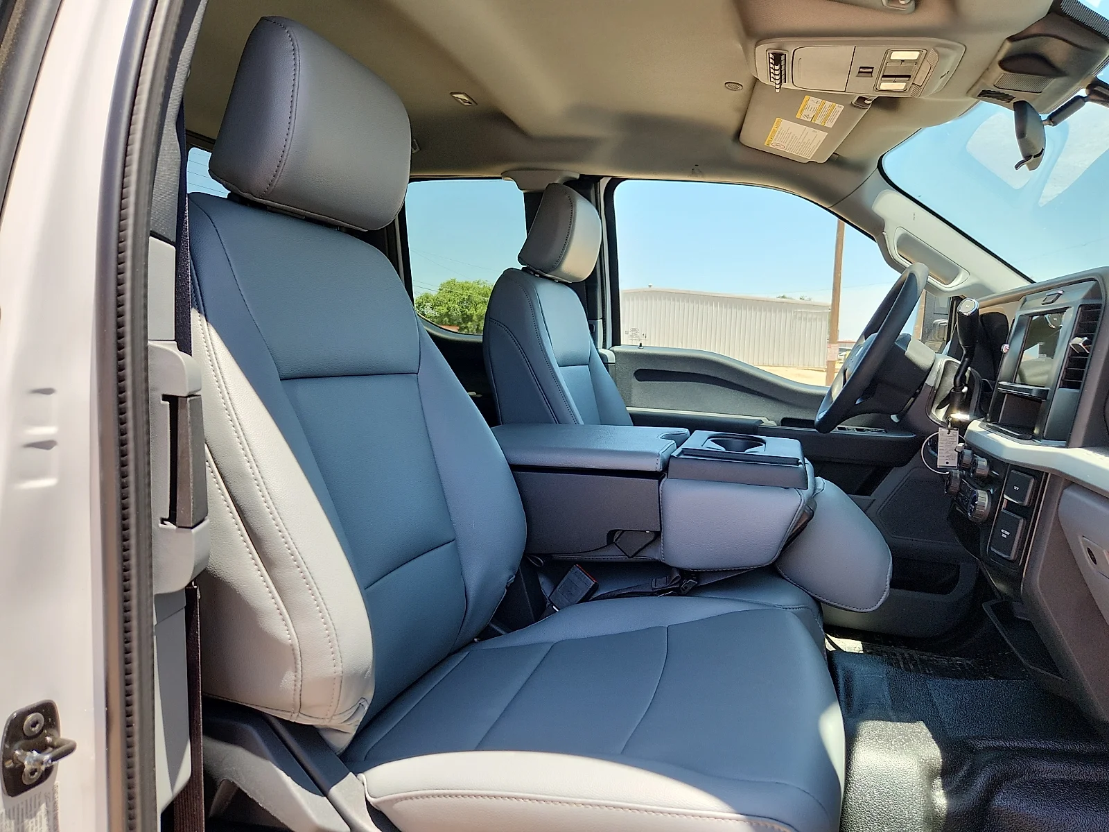 New 2026 Oxford White Ford F-350® XL image 20