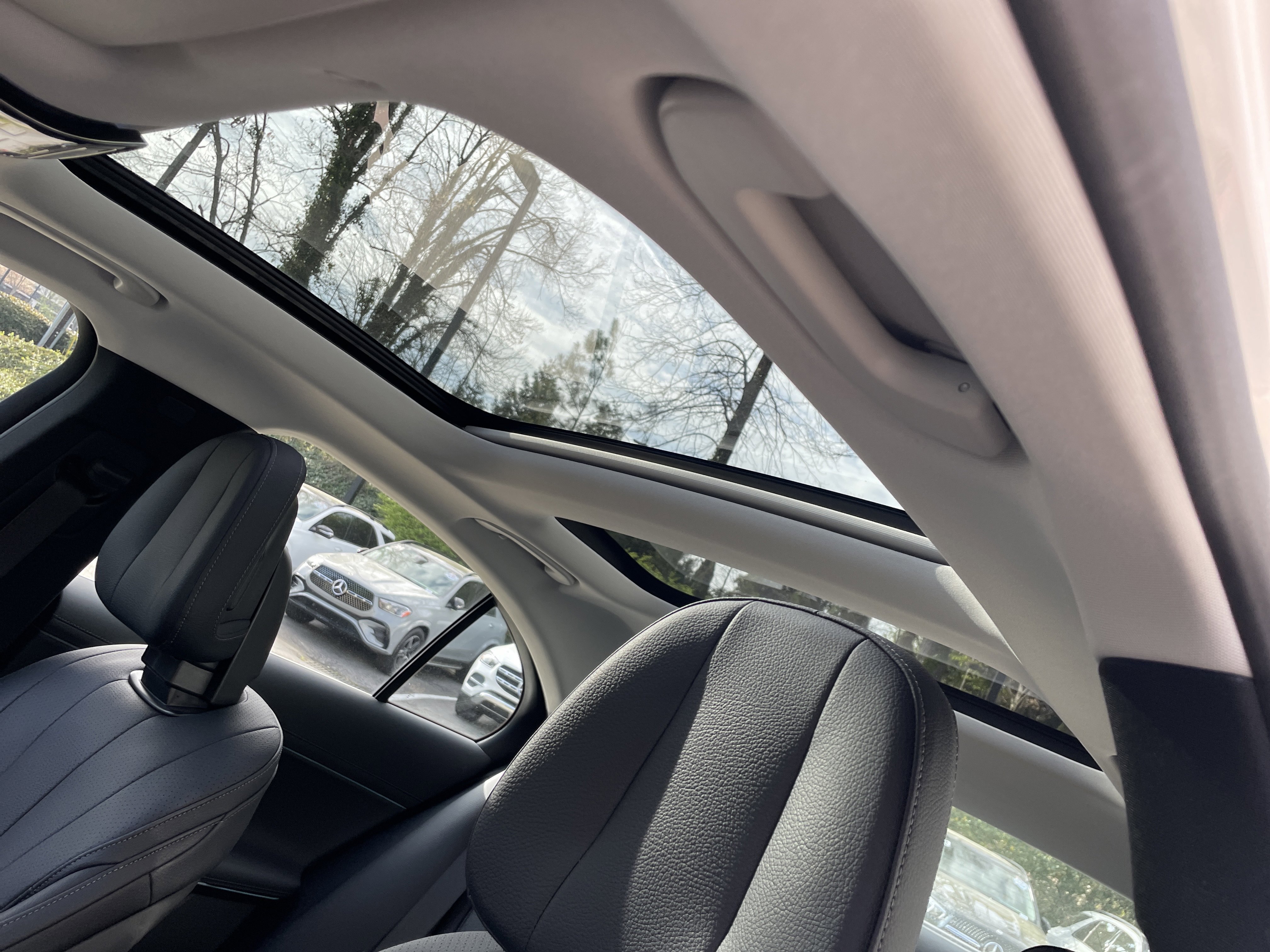 Certified Used 2025 Polar White Mercedes-Benz E 350 RWD Sedan image 23