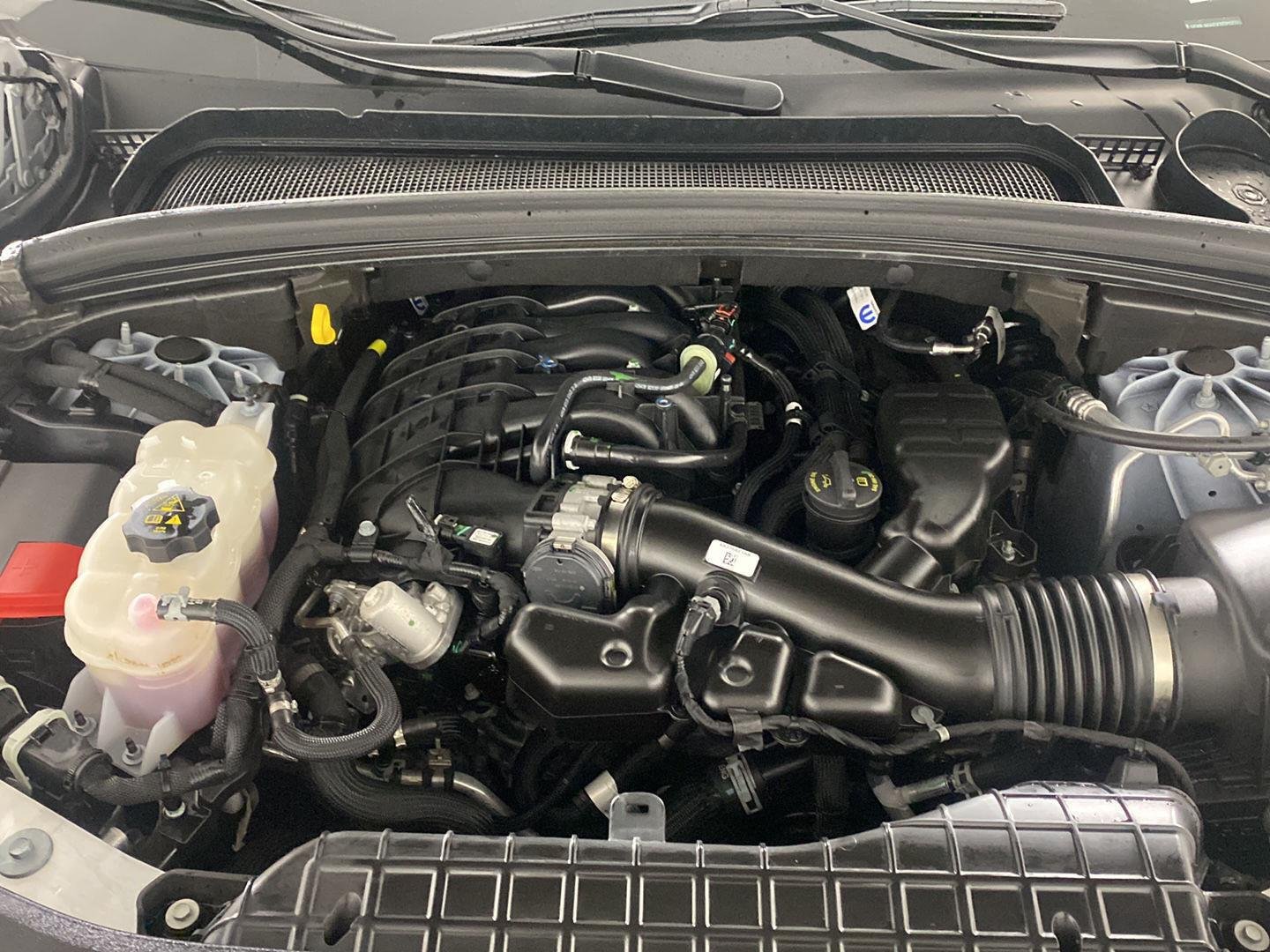 Used 2026 Bright White Clearcoat Jeep Laredo X image 27