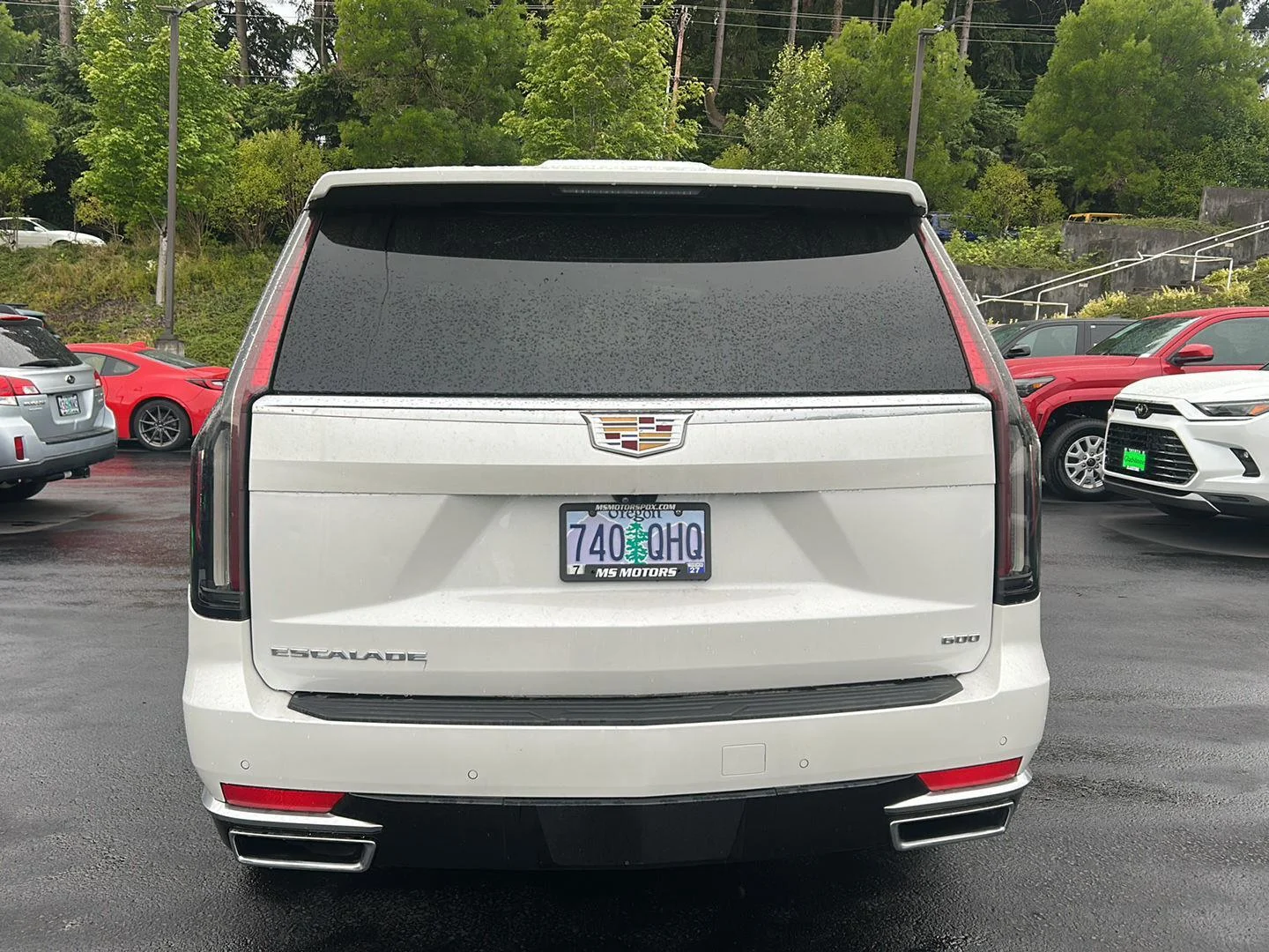 Used 2021 Crystal White Tricoat Cadillac Premium Luxury Platinum image 3