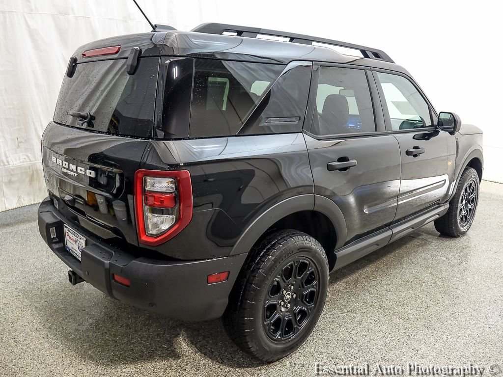 Used 2025 Shadow Black Ford Badlands image 9