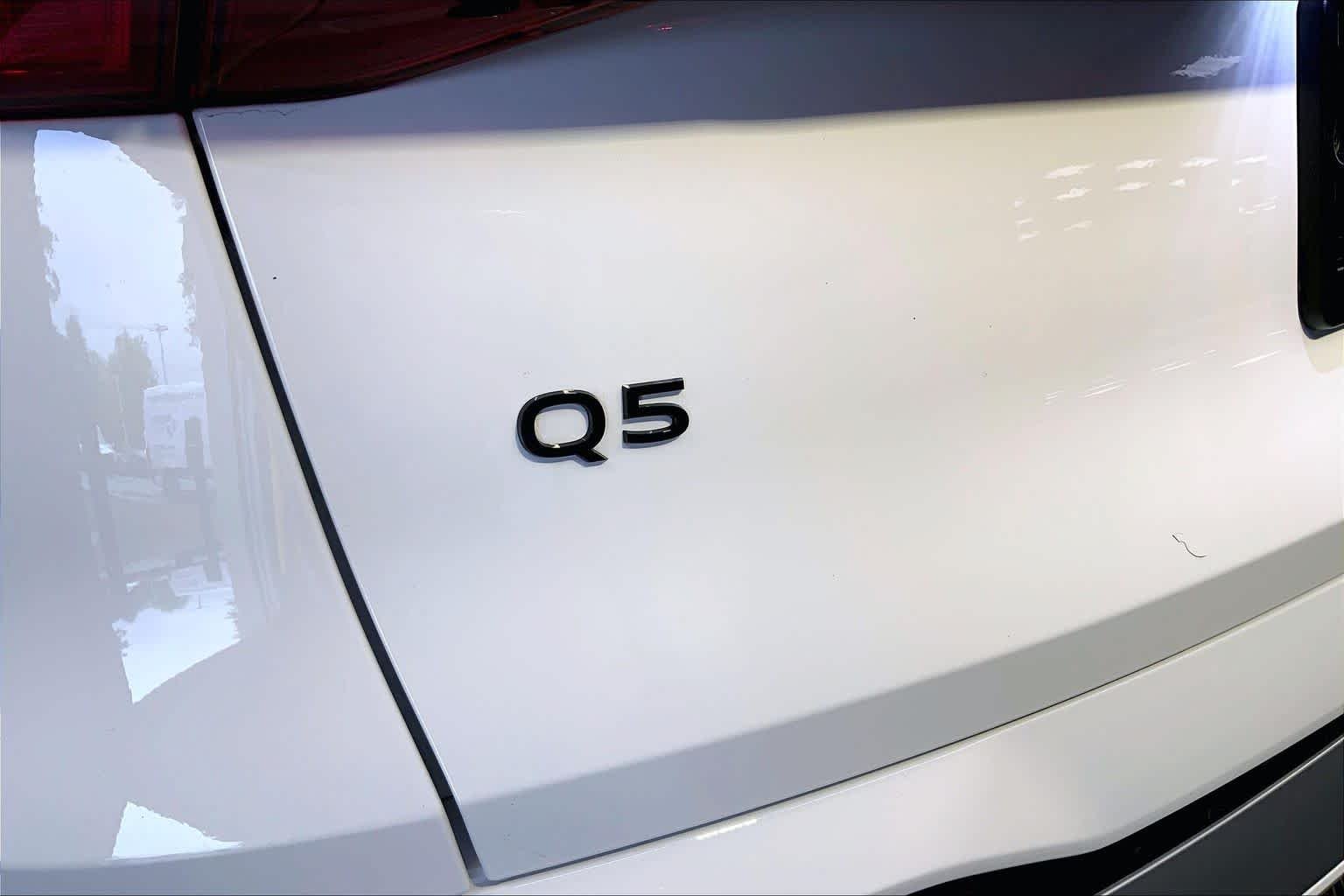 Used 2025 Glacier White Metallic Audi Premium image 10